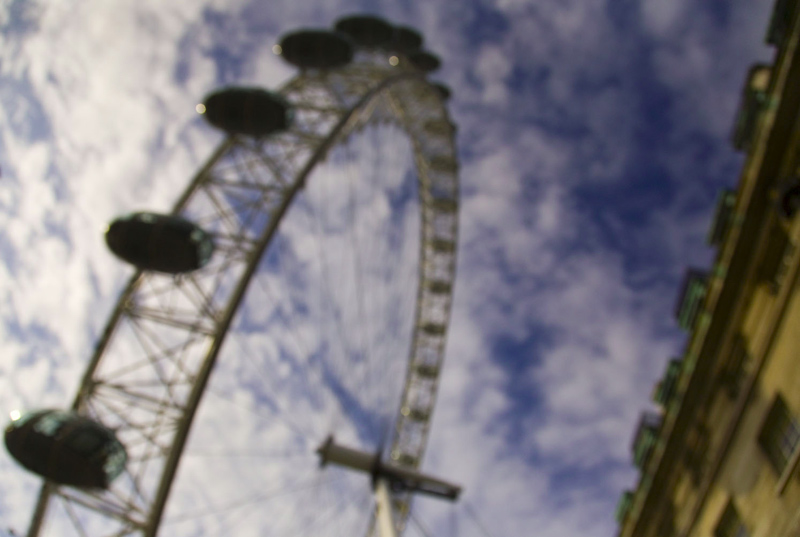 14_london_blurred_200907_170