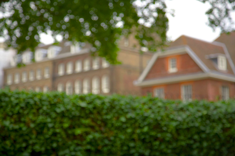 32_london_blurred_200907_192