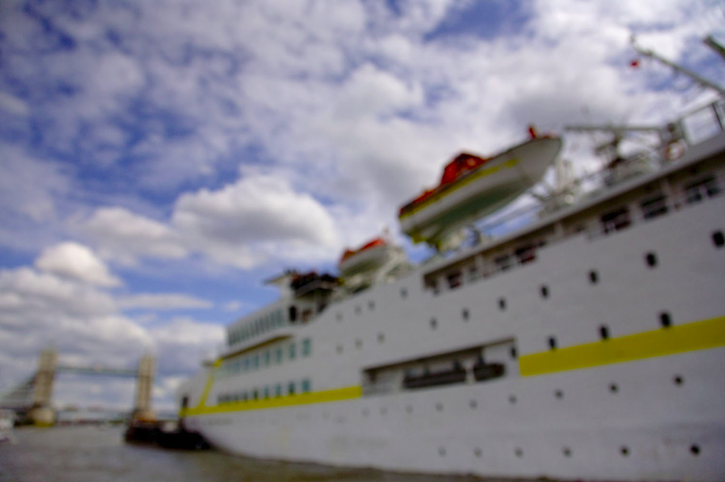 38_london_blurred_200907_132